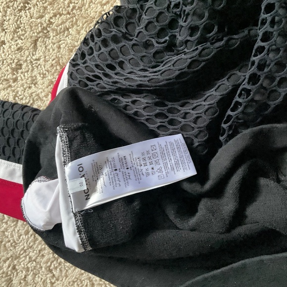 NO KA' OI SET OF LEGGINGS AND SWEATSHIRT. SIZE: 01-02 (S). COLOR: BLACK MULTI. P - Picture 3 of 10